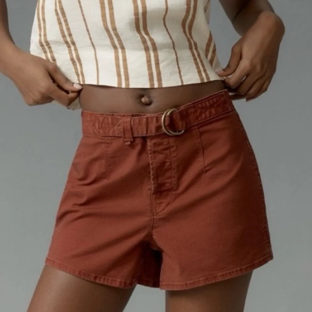 🟠NWT PILCRO by ANTHROPOLOGIE Belted Camp Shorts in Brick - Picture 2 of 6